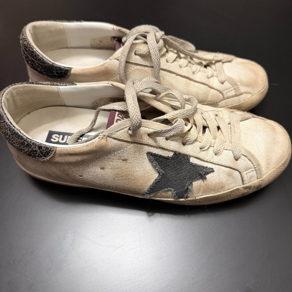 Golden Goose Sneakers